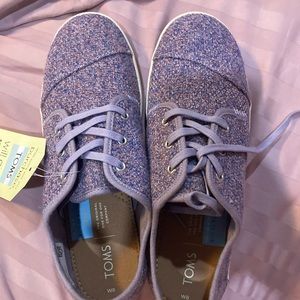 Toms lavender gray women’s size 8